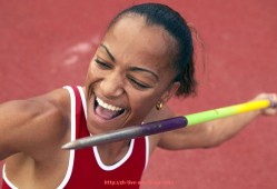 世俱杯直播-皇马与拜仁欧冠比赛有哪些经典回合及战术分析？（欧冠皇马vs拜仁阵容）